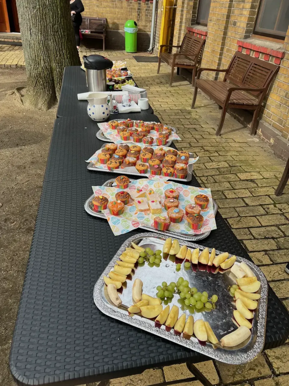 Einweihung neuer Hüpfburg am Osternachmittag