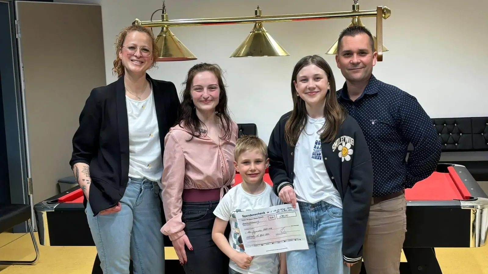 Spende für den Jugendclub Vockerode